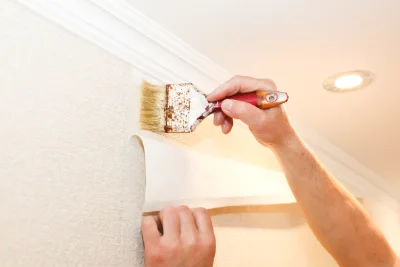 Pose de papier peint à Conquereuil — revêtements muraux et toiles de verre